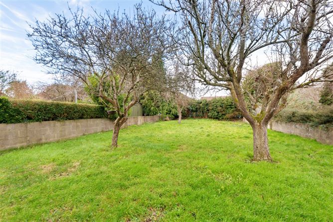 16 Orchardstown Park, Rathfarnham, Dublin 14