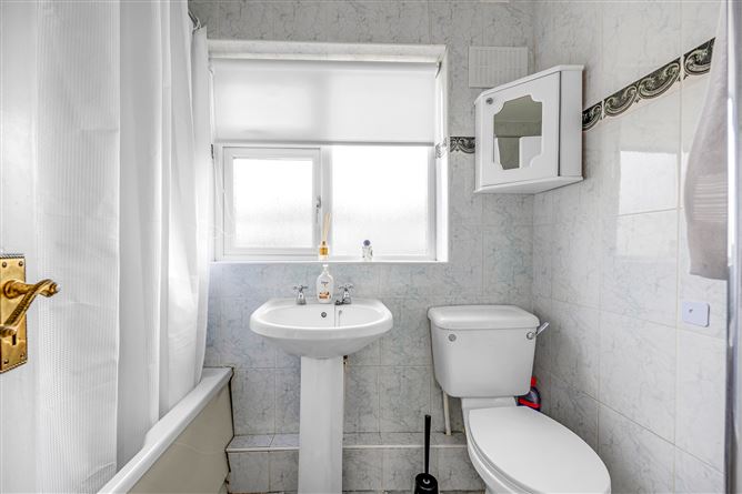 229 Elm Mount Avenue, Beaumont, Dublin 9