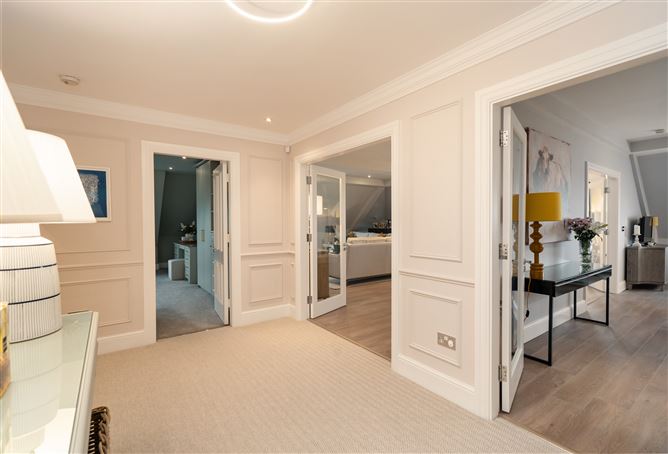 77 Ballintyre Grove, Ballinteer, Dublin 16