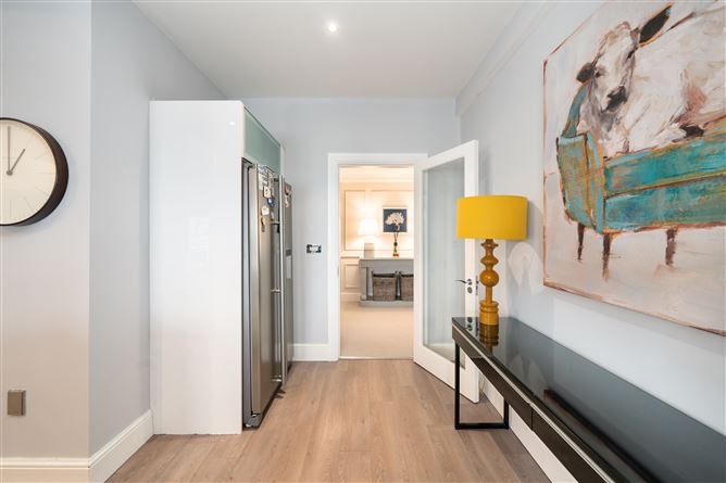 77 Ballintyre Grove, Ballinteer, Dublin 16