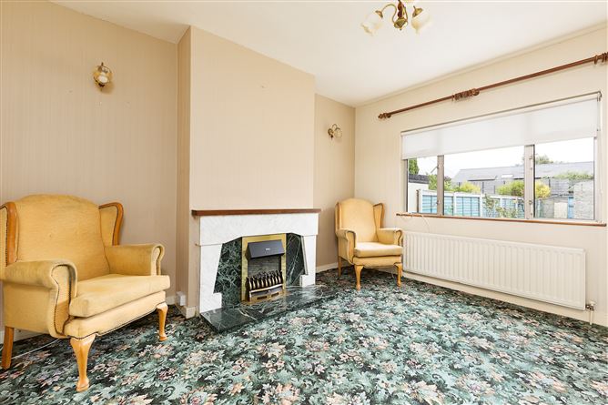 8 Whitehall Park, Kimmage, Dublin 12