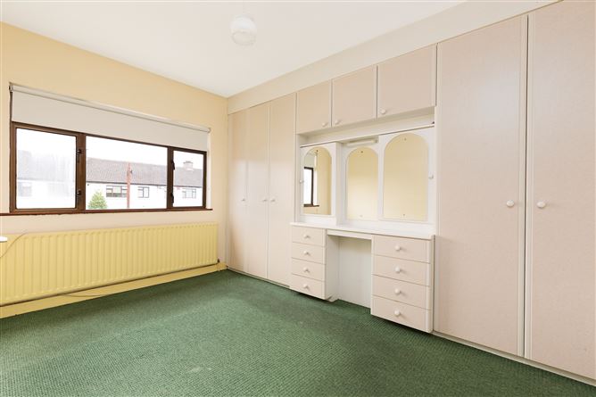 8 Whitehall Park, Kimmage, Dublin 12