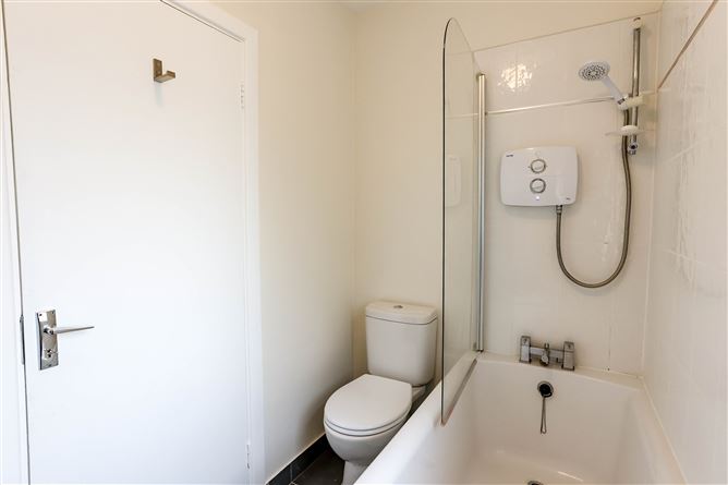 113A Woodlawn Park Grove, Firhouse,   Dublin 24