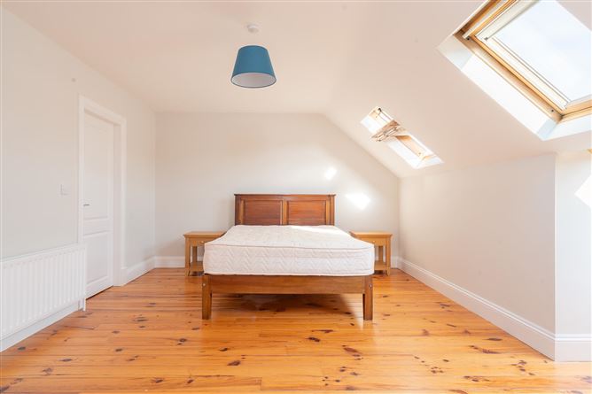 Photo 23 of 33 — 18 Orancourt, Oranhill, Oranmore, Galway