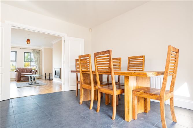 Photo 9 of 33 — 18 Orancourt, Oranhill, Oranmore, Galway