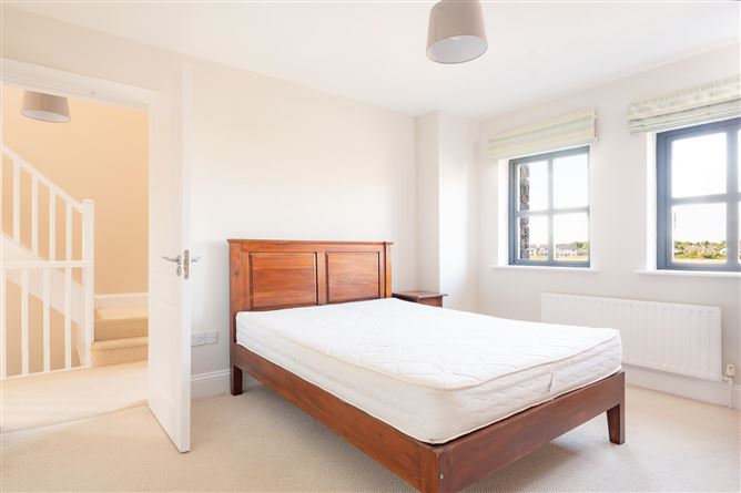 Photo 13 of 33 — 18 Orancourt, Oranhill, Oranmore, Galway