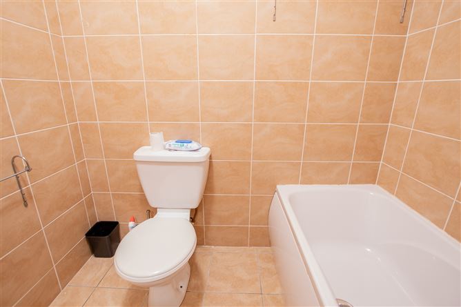 10 Castle View Court, Delvin, Westmeath