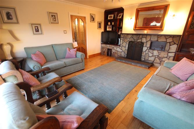 Oakpark, Lower Ballygarvan, Ballygarvan, Cork