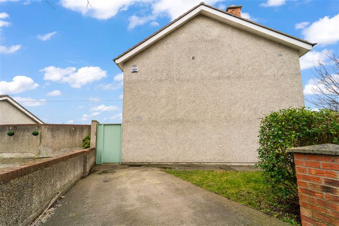 7A Oakpark Drive, Santry, Dublin 9