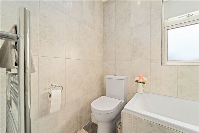 7A Oakpark Drive, Santry, Dublin 9