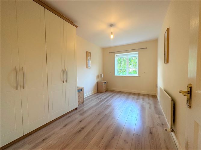 12 Larkfield Square, Lucan, Co. Dublin