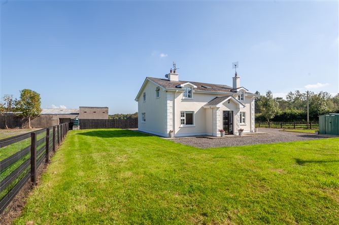 Tulaigh House, Tully East, Kildare Town, Kildare