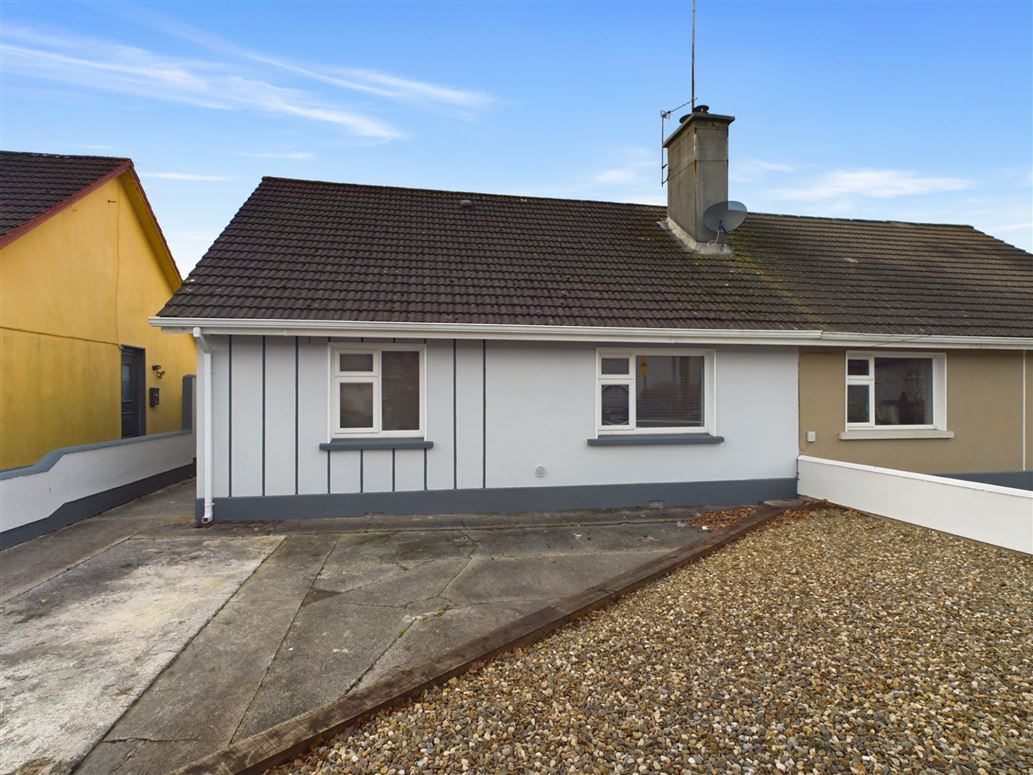 21 McNamara Park, Turnpike, Ennis, Co. Clare