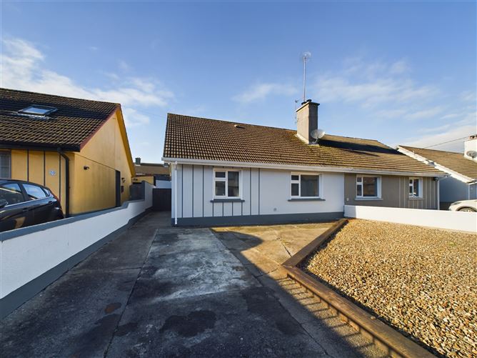 21 McNamara Park, Turnpike, Ennis, Co. Clare