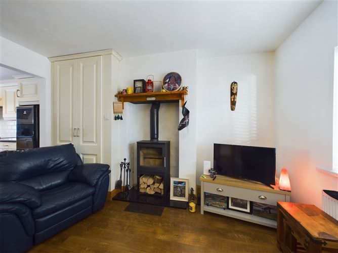 21 McNamara Park, Turnpike, Ennis, Co. Clare