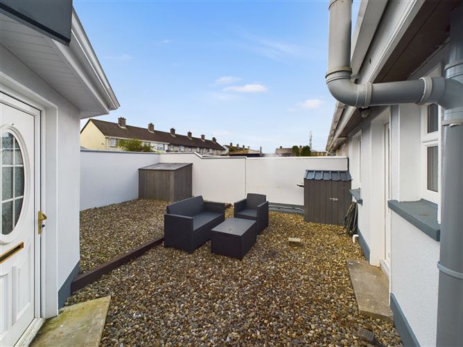 21 McNamara Park, Turnpike, Ennis, Co. Clare