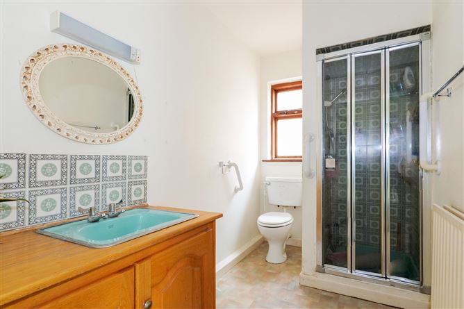 Cor Na Gaoithe, 48 Sycamore Drive, Highfield Park, Taylors Hill, Galway