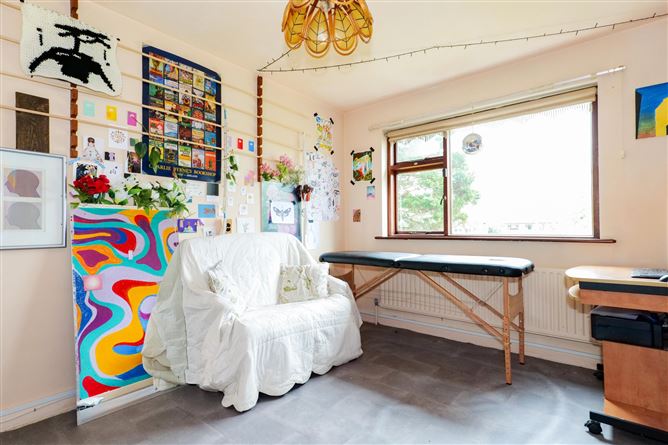 Cor Na Gaoithe, 48 Sycamore Drive, Highfield Park, Taylors Hill, Galway