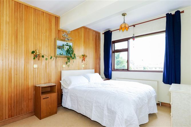 Cor Na Gaoithe, 48 Sycamore Drive, Highfield Park, Taylors Hill, Galway