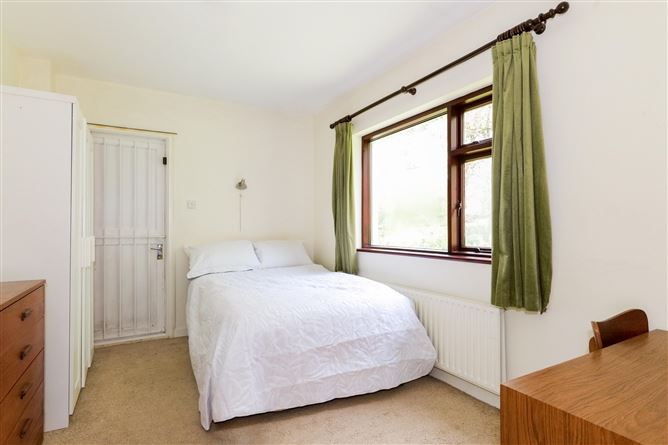 Cor Na Gaoithe, 48 Sycamore Drive, Highfield Park, Taylors Hill, Galway