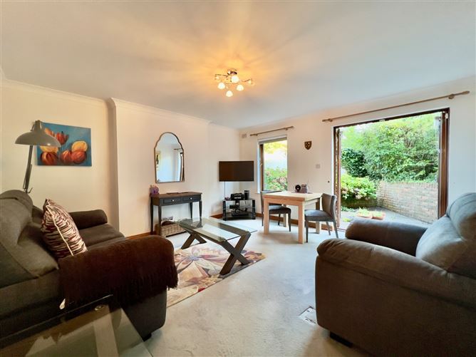 80 Merrion Grove, Blackrock, Co. Dublin
