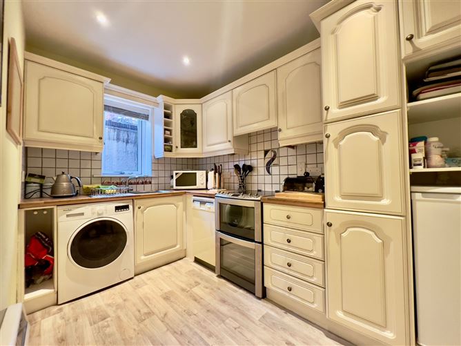 80 Merrion Grove, Blackrock, Co. Dublin