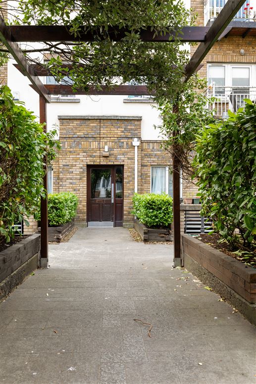 105 Bachelors Walk, North City Centre, Dublin 1