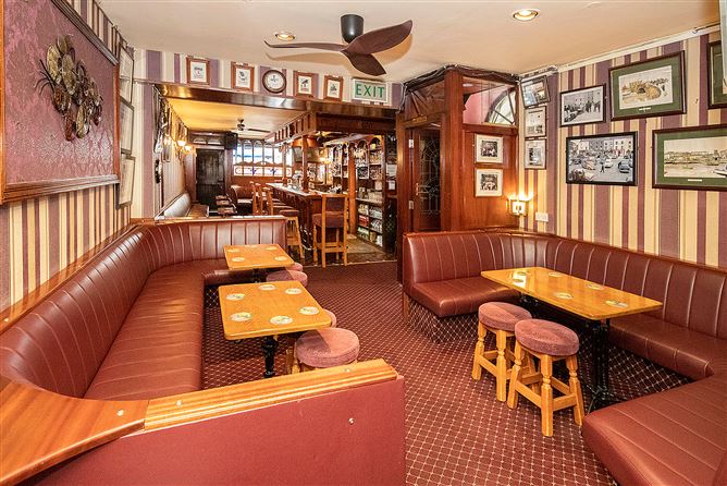 Paddy Foley's, 12 Grattan Square, Dungarvan, Co. Waterford