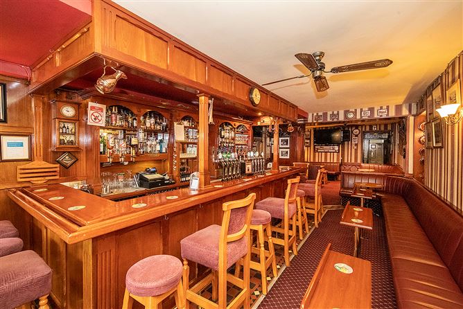 Paddy Foley's, 12 Grattan Square, Dungarvan, Co. Waterford