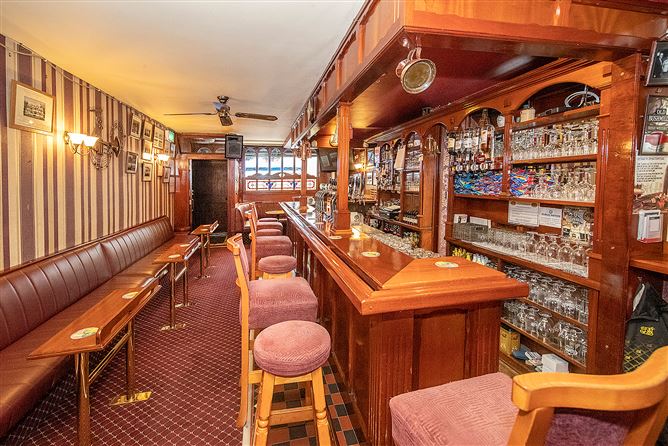 Paddy Foley's, 12 Grattan Square, Dungarvan, Co. Waterford