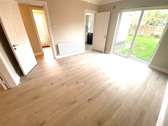Photo 18 of 26 — Woodstown Rise, Ballycullen, Knocklyon, Dublin 16