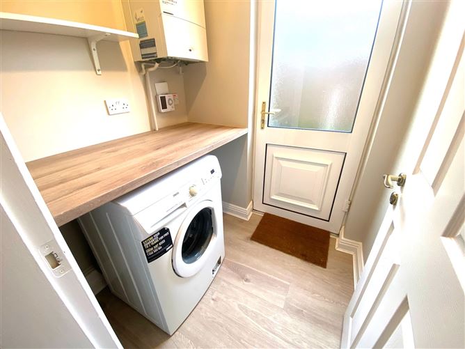 Photo 8 of 26 — Woodstown Rise, Ballycullen, Knocklyon, Dublin 16