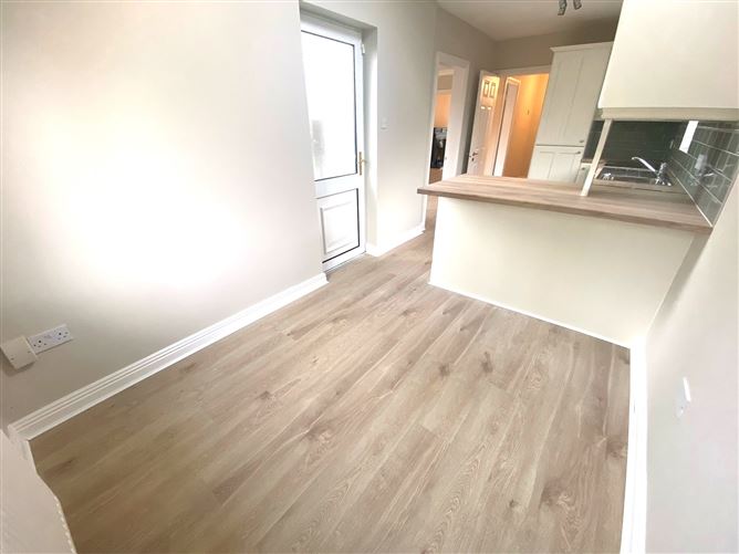 Photo 7 of 26 — Woodstown Rise, Ballycullen, Knocklyon, Dublin 16