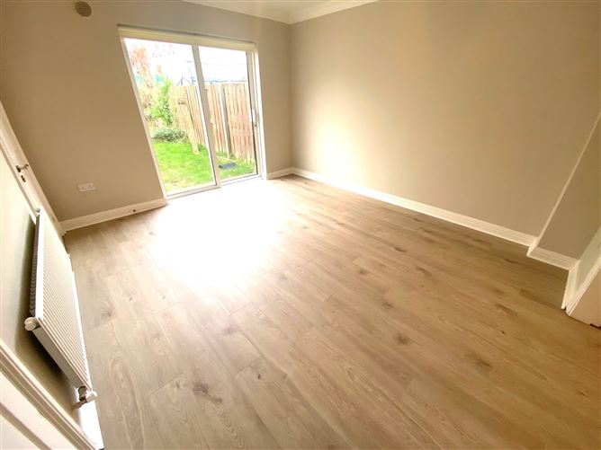 Photo 19 of 26 — Woodstown Rise, Ballycullen, Knocklyon, Dublin 16