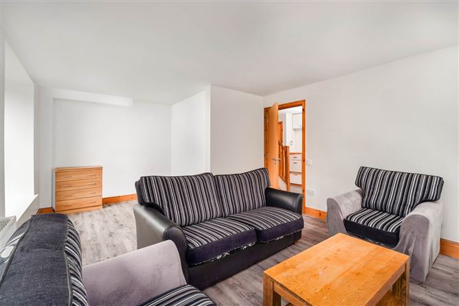 60 Adamstown Avenue, Adamstown Castle, Adamstown, County Dublin