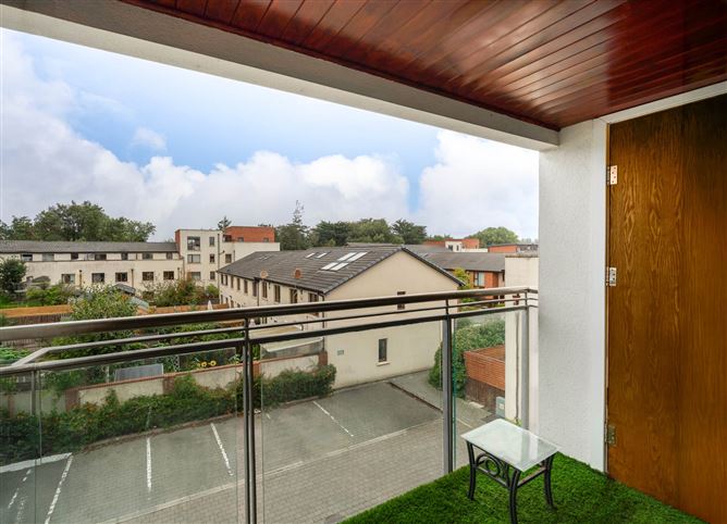 60 Adamstown Avenue, Adamstown Castle, Adamstown, County Dublin