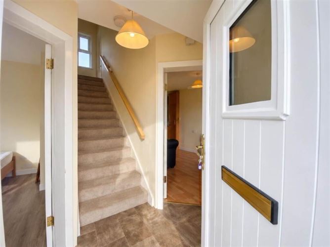 7 Bothar Mhuire, Cloughjordan, Tipperary