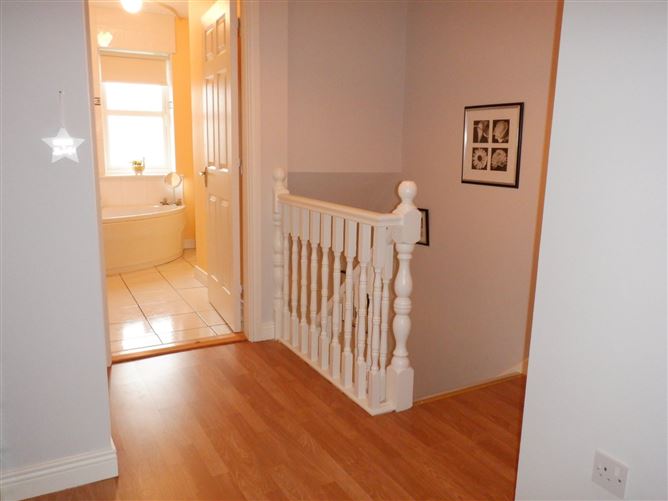 19 Cois Tobair, Dromahane, Co. Cork
