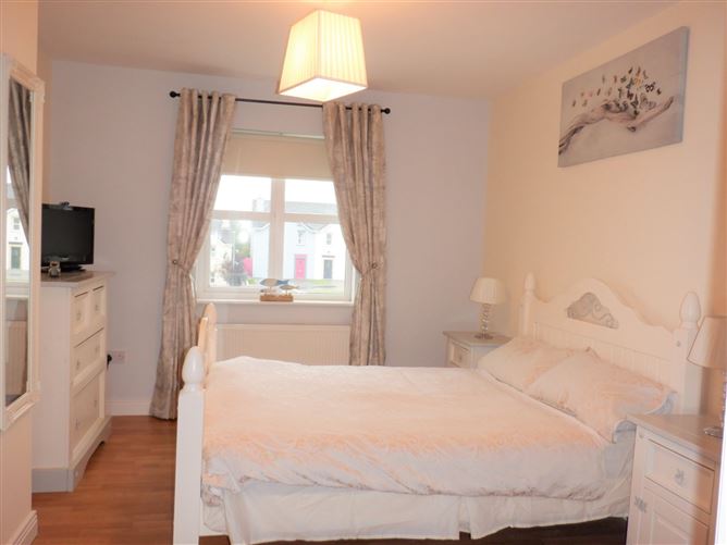19 Cois Tobair, Dromahane, Co. Cork