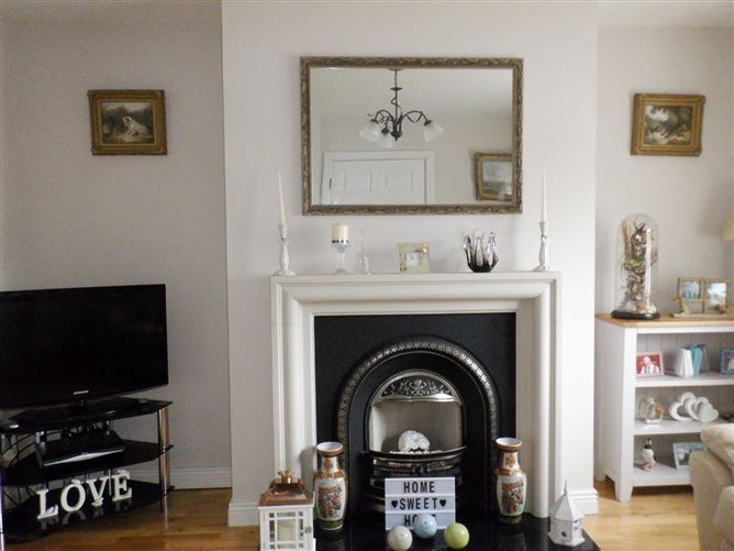 19 Cois Tobair, Dromahane, Co. Cork