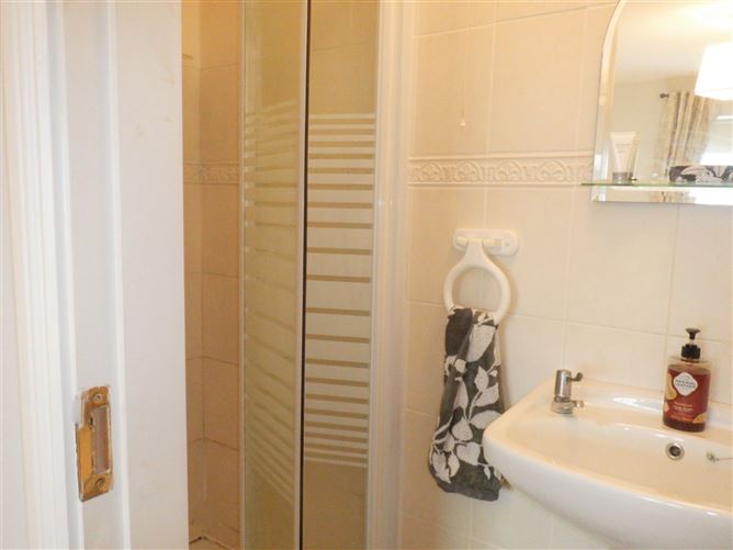 19 Cois Tobair, Dromahane, Co. Cork