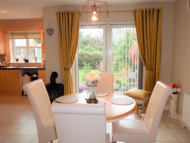 19 Cois Tobair, Dromahane, Co. Cork