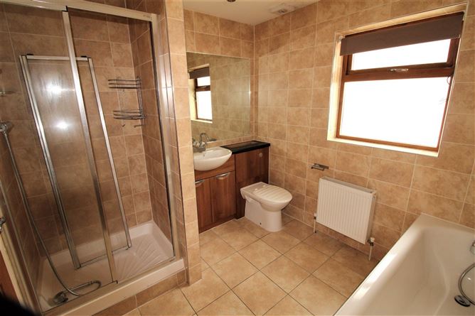 8 The Drive, Graigavern Lodge, Ballybrittas, Co. Laois