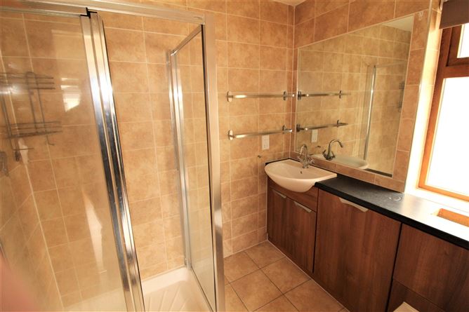 8 The Drive, Graigavern Lodge, Ballybrittas, Co. Laois