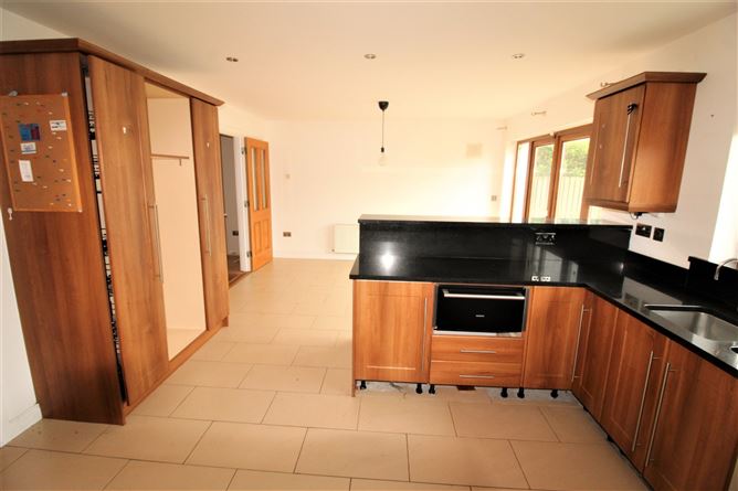 8 The Drive, Graigavern Lodge, Ballybrittas, Co. Laois