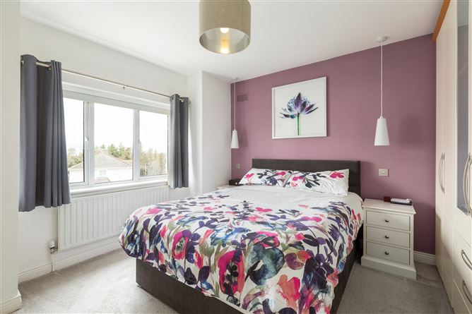 1 Cruagh Court, Dublin 18 , Stepaside, Dublin 18