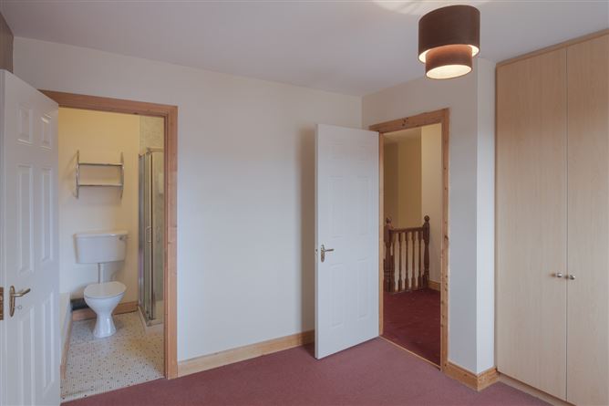 39 Rochford Hall, Kells, Meath