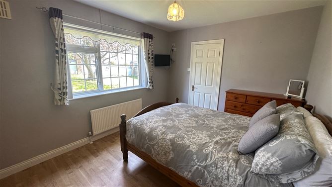 Oakville, Norwood Grove, Cobh, Co Cork , Cobh, Cork
