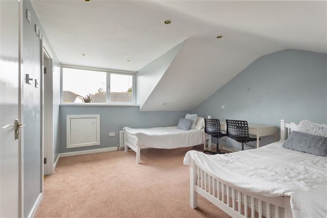 4 Sandyford Hall Walk, Sandyford, Dublin 18