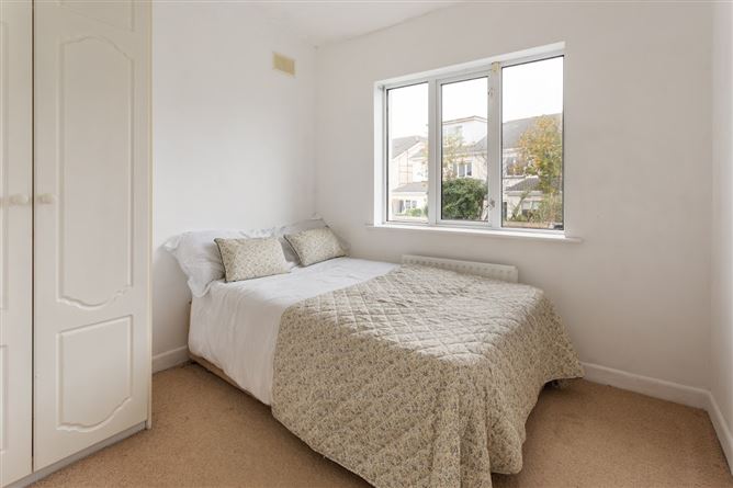 4 Sandyford Hall Walk, Sandyford, Dublin 18
